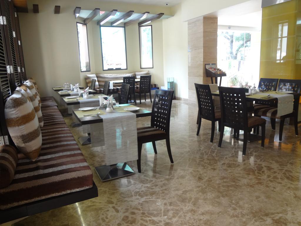 Ascot Hotel Mumbai Eksteriør bilde